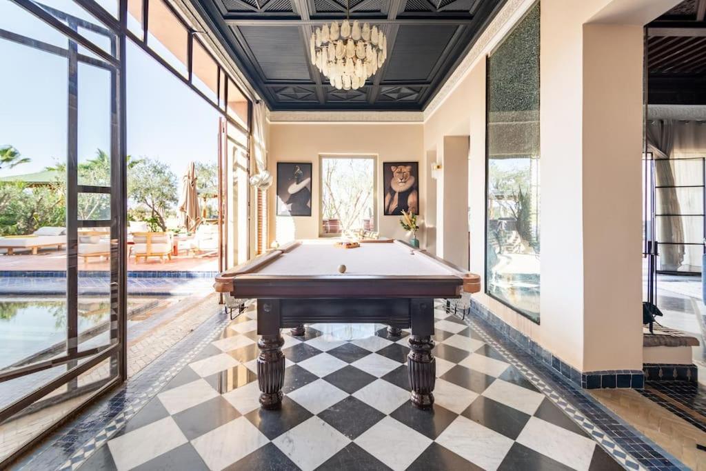 Villa May Sur Le Golf De La Palmeraie With Cooker And Butler Included Marrakesh Exteriör bild